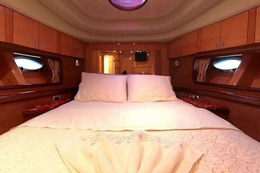 All-Inclusive Private Luxury Yacht Tour in Alanya. 4