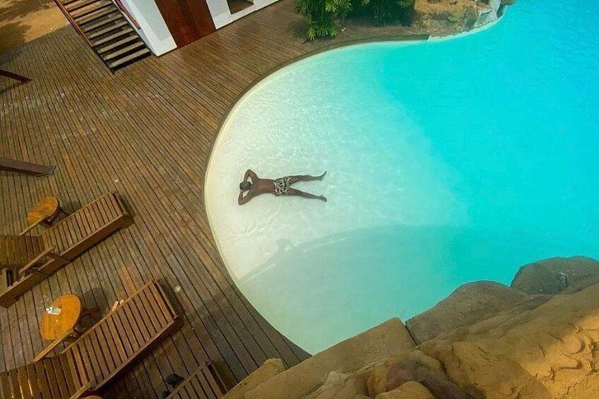 Aqua Safari Getaway 3
