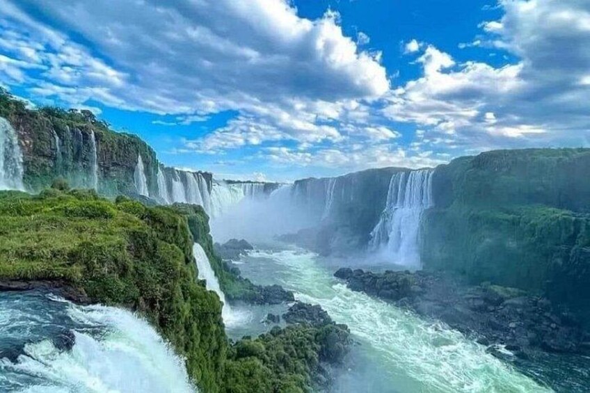 Iguazu Falls: Private Day tour Brasil & Argentina 2