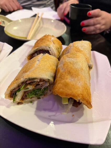 Picture 10 for Activity Chinatown Food Tour: Dumplings to Dim Sum 2