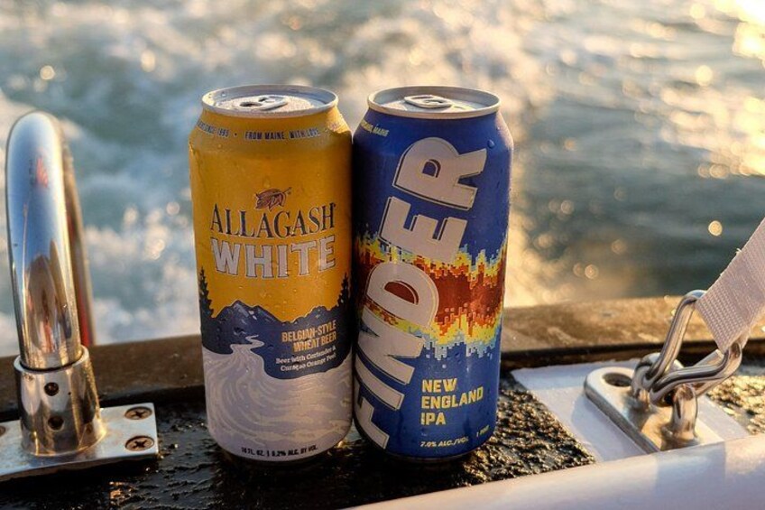 Small Group Sunset Lighthouse Boat Cruise With Local Drinks 2