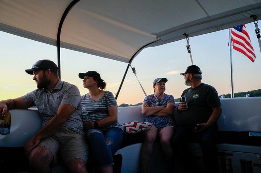 Small Group Sunset Lighthouse Boat Cruise With Local Drinks 3