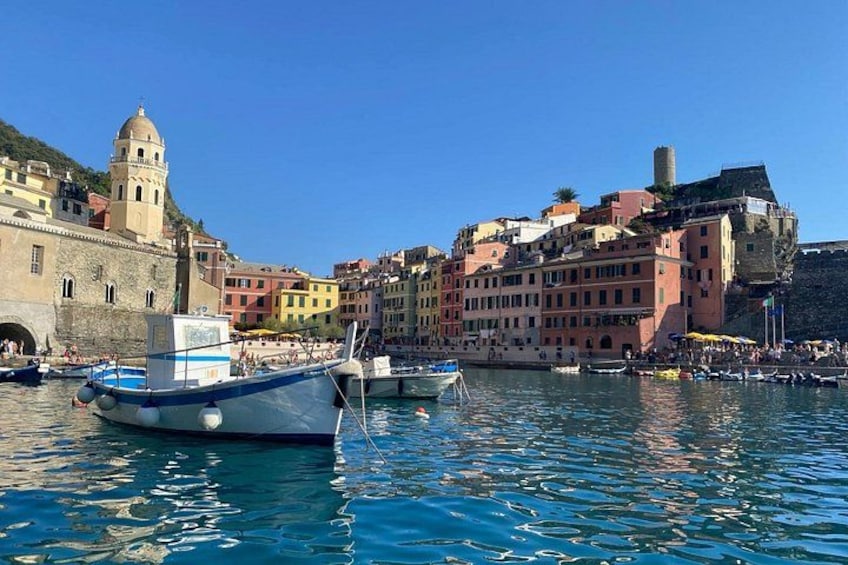 Cinque Terre Gozzo Tour: Sea, Relaxation and Local Flavors 1