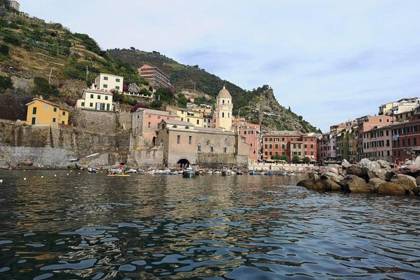 Cinque Terre Gozzo Tour: Sea, Relaxation and Local Flavors 3