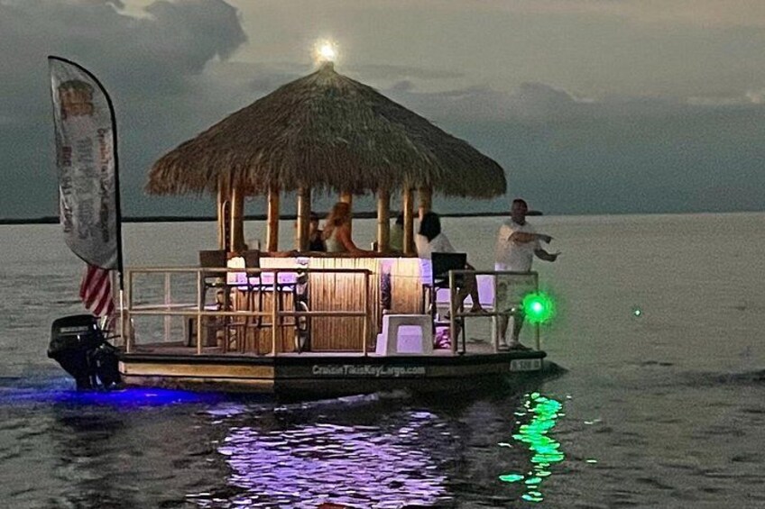 Cruisin Tikis Key Largo - Sunset Tiki Cruise 3