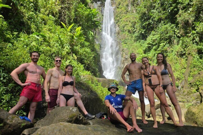 Private Fresh Water Lake, Waterfalls And Hot Springs Excursion 2
