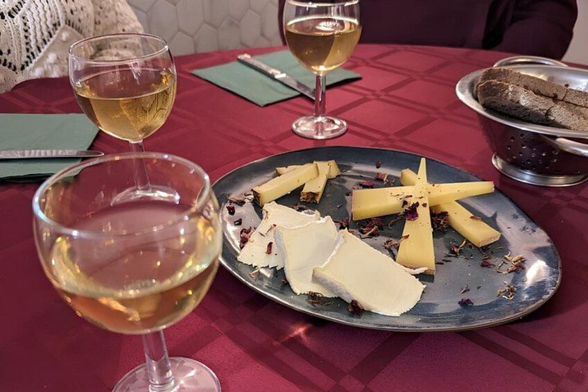 Lyon Sunset Food Tour – A Full Taste of France by Do Eat Better 3