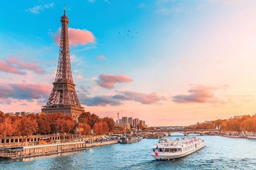 Deluxe Paris Shore Trip from Le Havre with Cruise & Packed Lunch 2