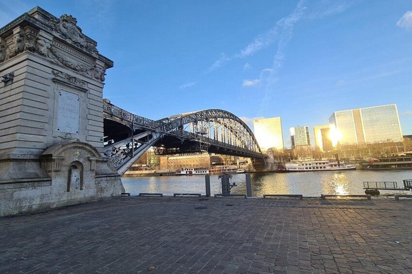 Deluxe Paris Shore Trip from Le Havre with Cruise & Packed Lunch 4