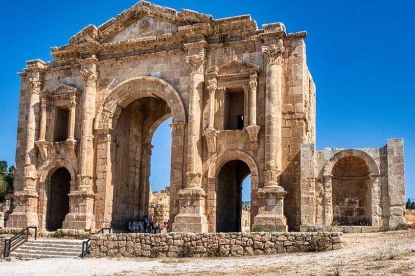 Day Tour Jerash, Ajloun and Umm Qais From Amman 2