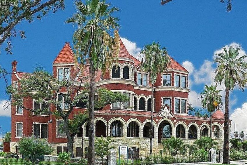 Galveston Mansions and Murder Walking Tour 5