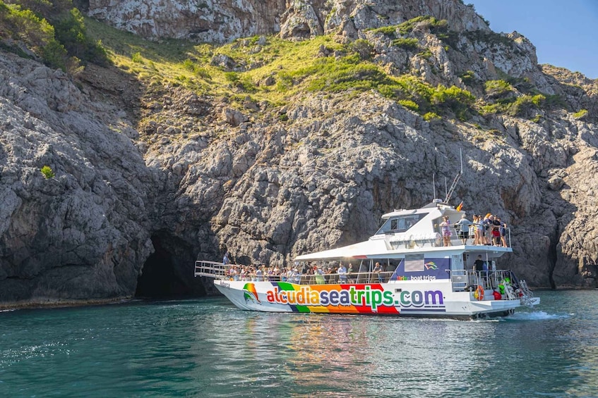 Picture 8 for Activity Alcudia: Caves & Coastline Boat Trip w/ Snorkelling 2