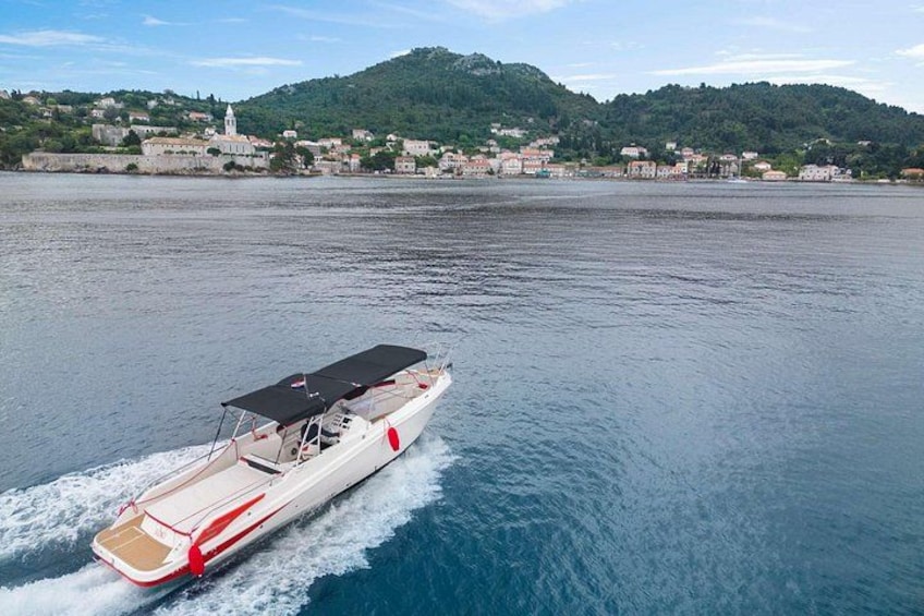Mercan 34 Excursion running near Lopud island 2