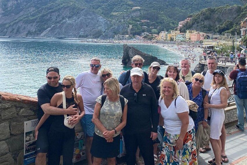 Cinque Terre PrivateTour by van from Lucca, Pisa or LaSpezia Port 2