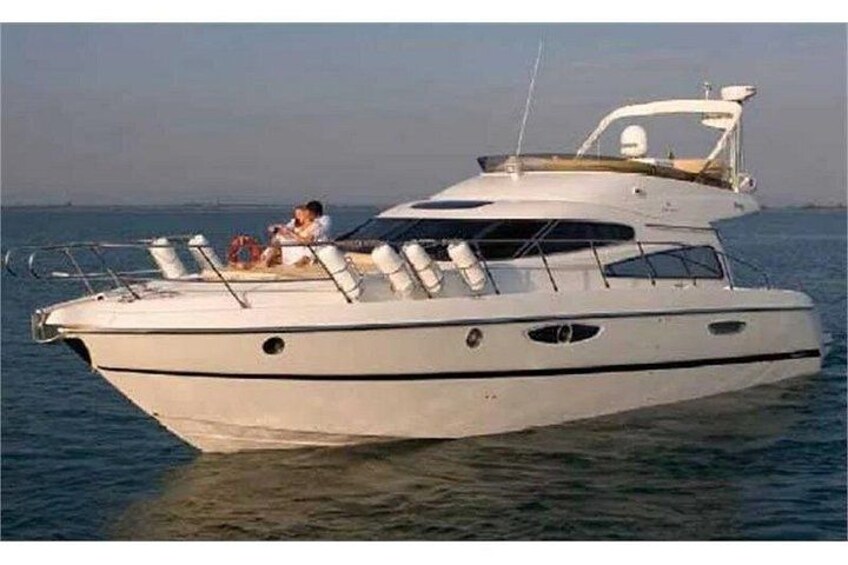 Romantic dinner on Gallipoli yacht 5