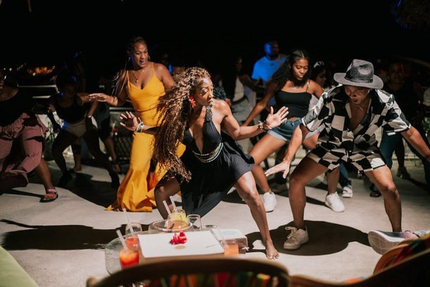 Champeta with us, it's a vibe 2