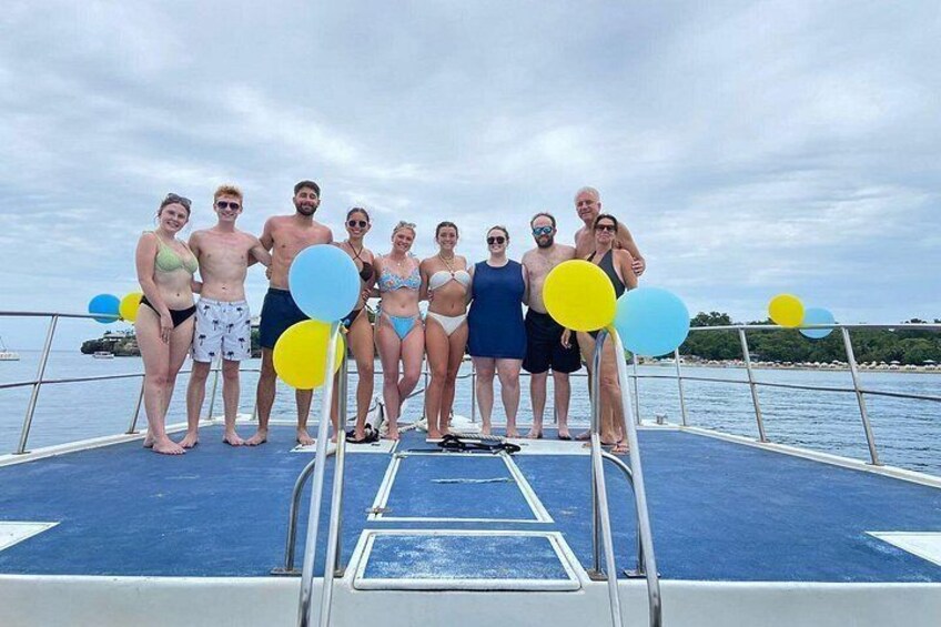 Sosua Party Boat, Snorkeling and Snack with BBQ Food and Drinks 3