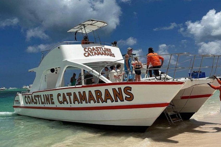 Welcome to Coastline Catamarans: Where adventure meets the sea, and every journey is a breeze 2