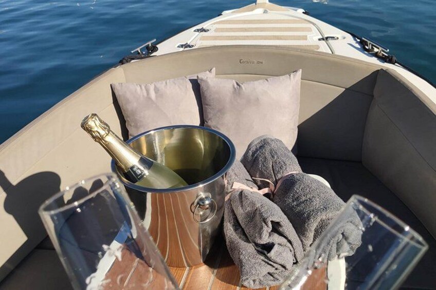 Boat Rental Without License in Benalmádena 2