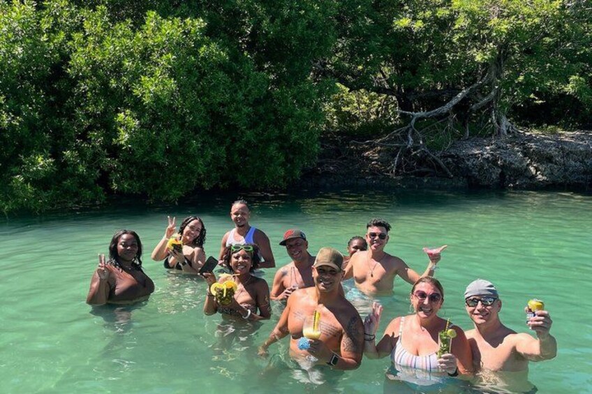 Cartagena 5-Stop Island Hop Boat Party with Lunch, Cholon & Baru 2