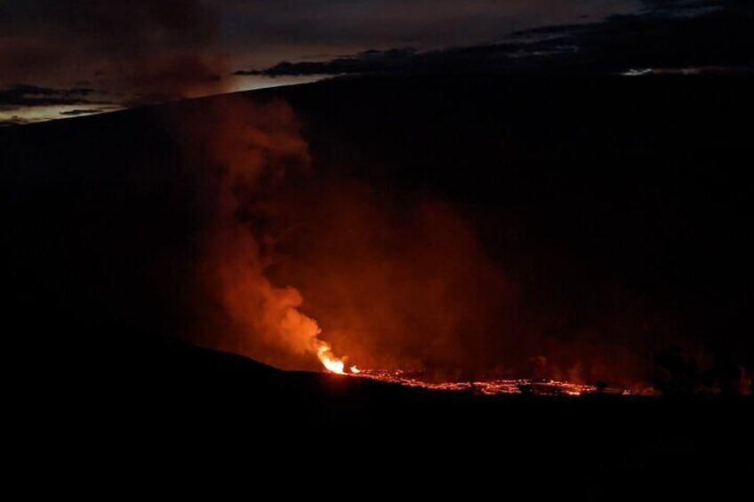 Full-Day Private Tour in Hawaii Volcanoes Park and Rainbow Falls