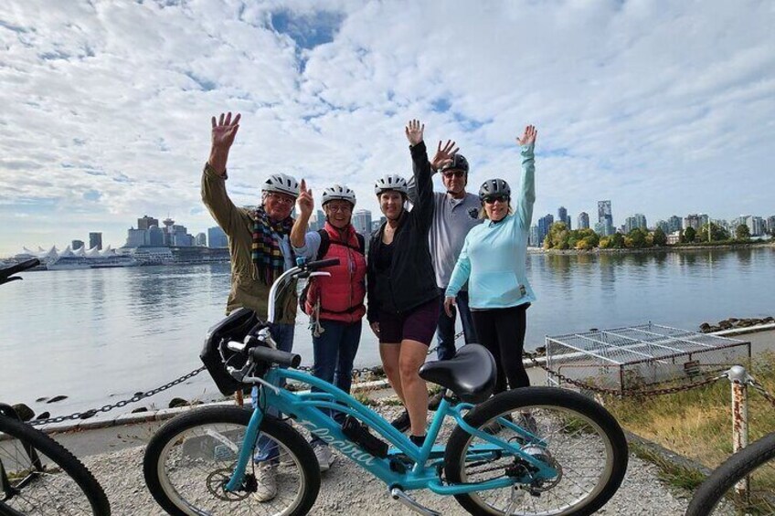 Stanley Park & Vancouver City Highlights 4 Hour Bike Tour 2 in 1 3