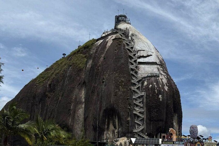 Guatape and Stone of the Rock and Boat Tour and Farm 1