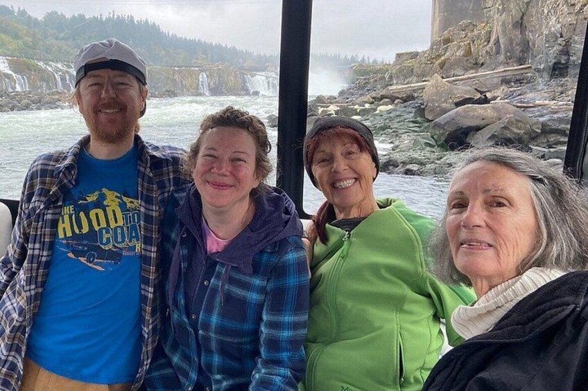 Scenic 2-Hour River Cruise to the Willamette Falls! 3