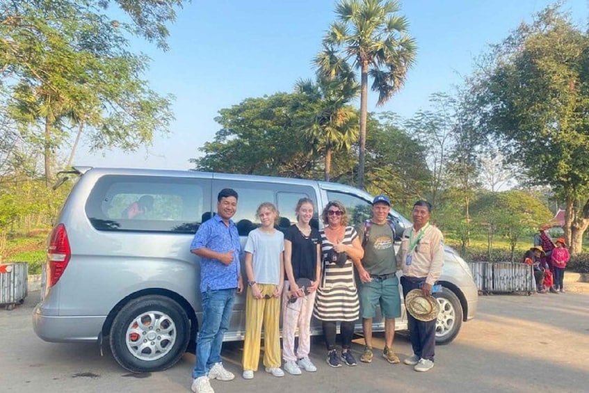 Picture 1 for Activity Private Transfer: Kathmandu ↔ Pokhara by Car, Jeep & Hiace 3