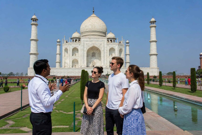 Picture 2 for Activity From Delhi: 3–5 Day Golden Triangle Tour + Safari Options 2