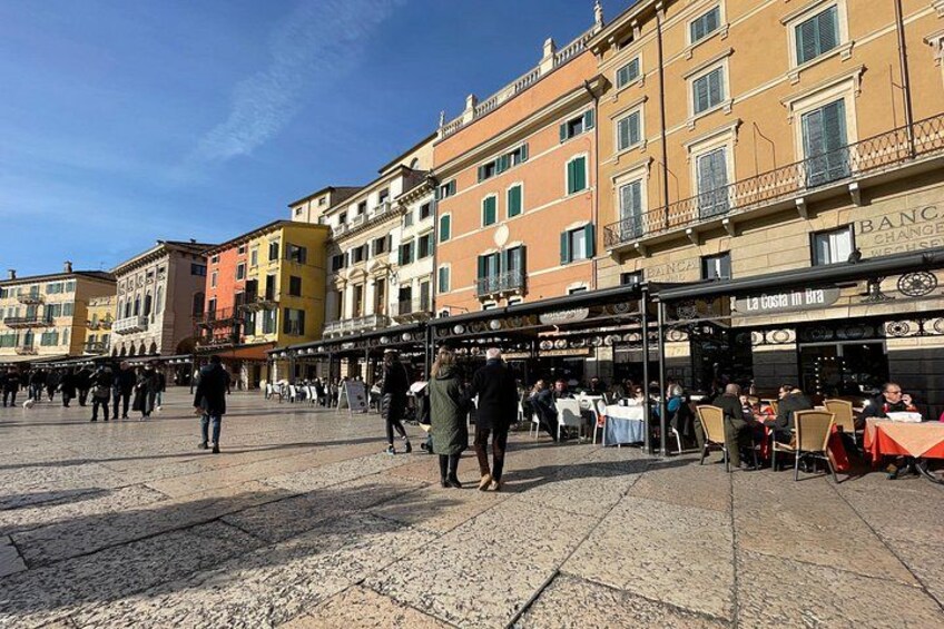 Verona: Tour with Arena, Cable Car and Optional Juliet Tickets 2