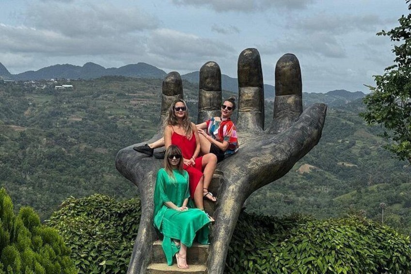 Cebu Highlands Tour (Tops,Taoist temple, Leah and sirao garden) 1