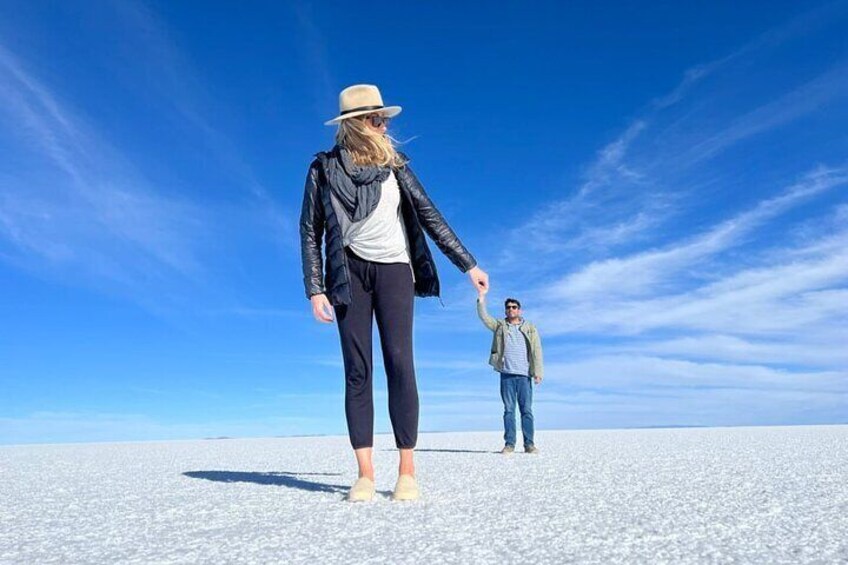 2-Day Tour to the Salar de Uyuni from San Pedro de Atacama by Bus