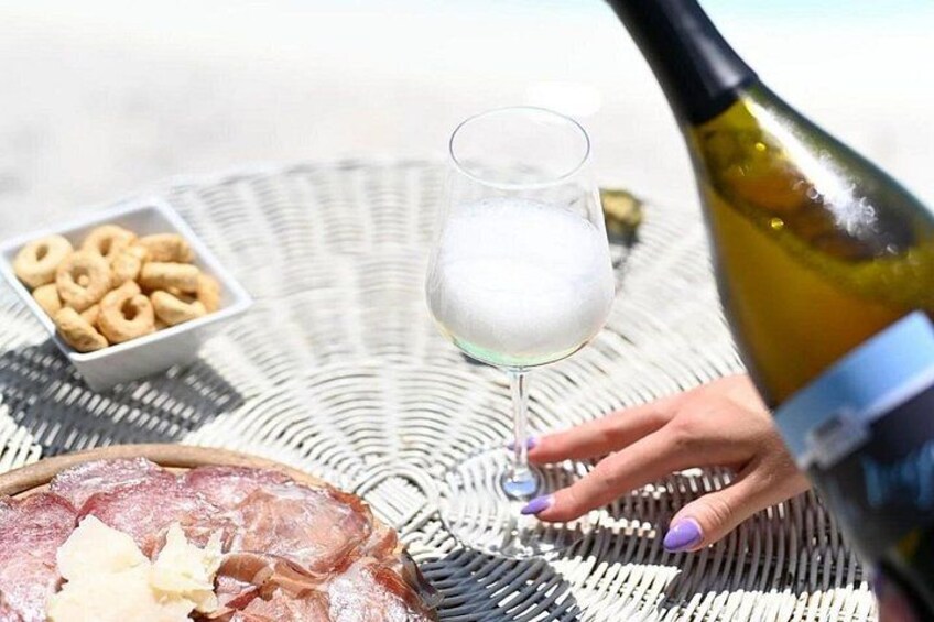 Wine Tasting and Tour of Lugana Wines in Sirmione 2