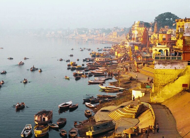 Picture 3 for Activity Varanasi Walking Tour with Local Snacks 5