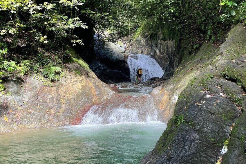 Canyoning Bonito River in Bonao