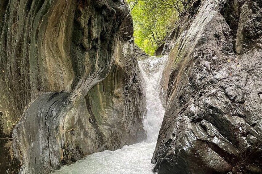 Canyoning Bonito River in Bonao