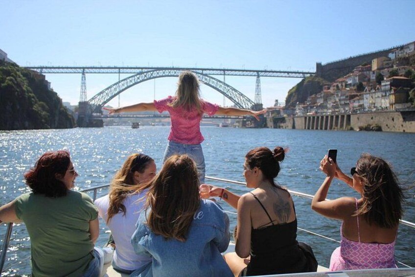 Porto Private Douro River Yacht Cruise with Local Wine and Snacks 3