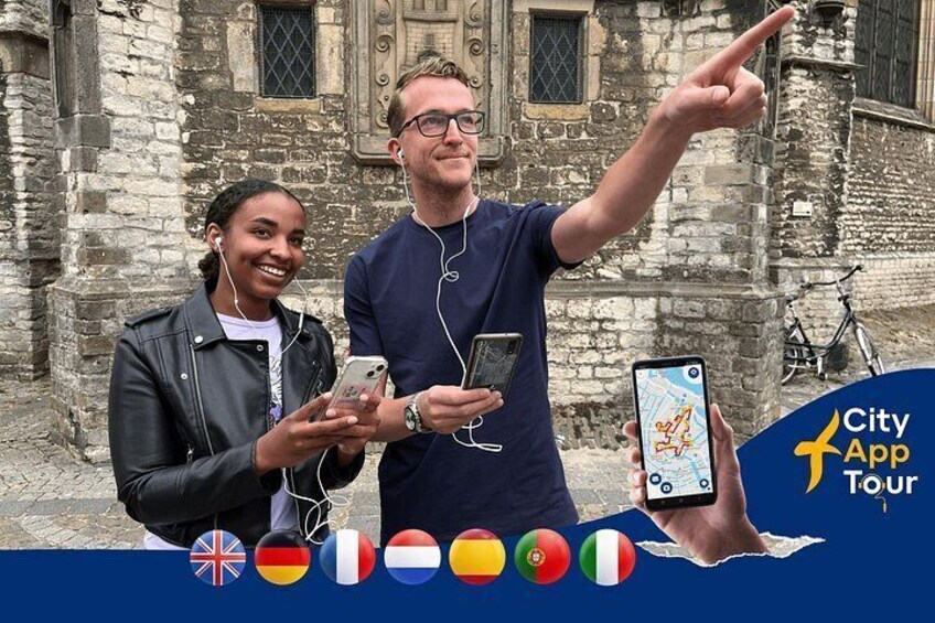 Zwei Personen nutzen Smartphones, eine zeigt auf ein Gebäude, mit dem Logo 'City App Tour' und Flaggen verschiedener Länder. 4