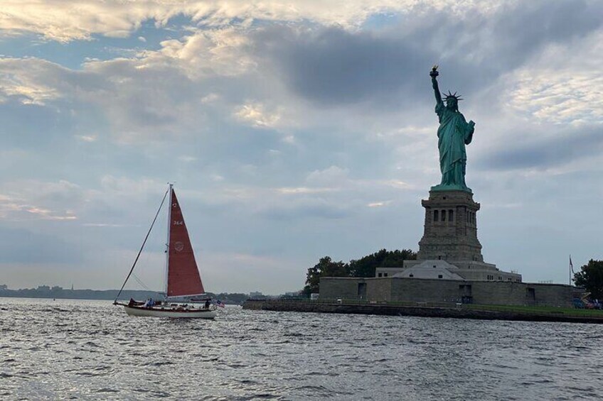 Private Sail Around New York City and The Statue of Liberty