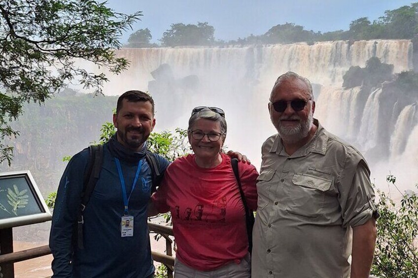 Private Day-tour on both sides of falls Brazil & Argentina  2