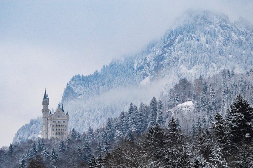 Private Castle Tour from Munich: Neuschwanstein, Hohenschwangau, and Linderhof 4