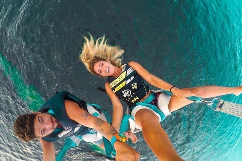 Speedboat Tour with Parasailing in Rio de Janeiro 4