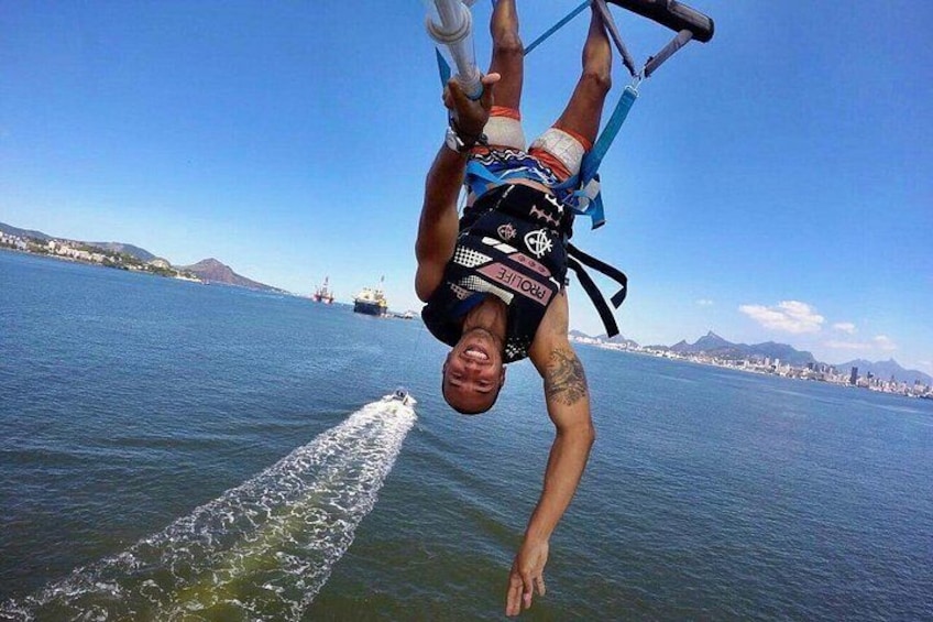Speedboat Tour with Parasailing in Rio de Janeiro 2