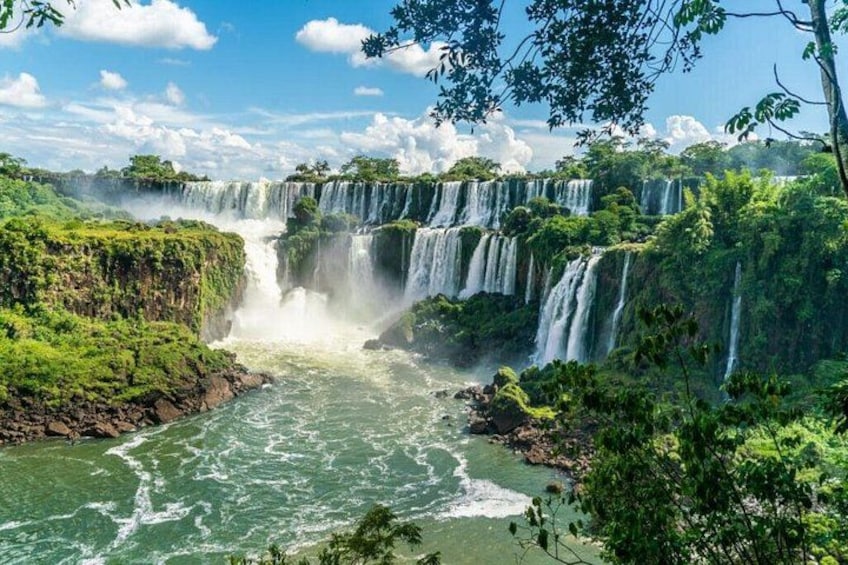 Full Day tour Argentinean Iguazú Falls with Jungle Adventure 1