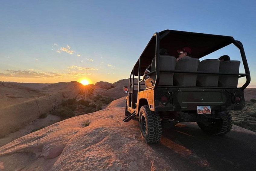 Hell’s Revenge Sunset Off-Road Hummer Adventure 2