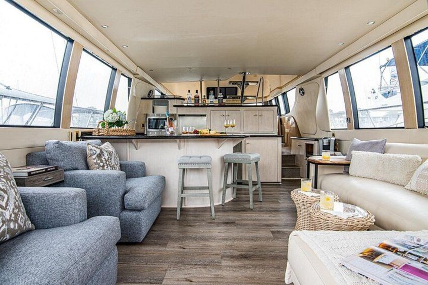 Yacht rental charter in Marina del Rey - 60' CARVER 5
