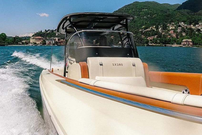 1H Private Cruise Lake Como Tender Yacht Invictus 6 pax 3