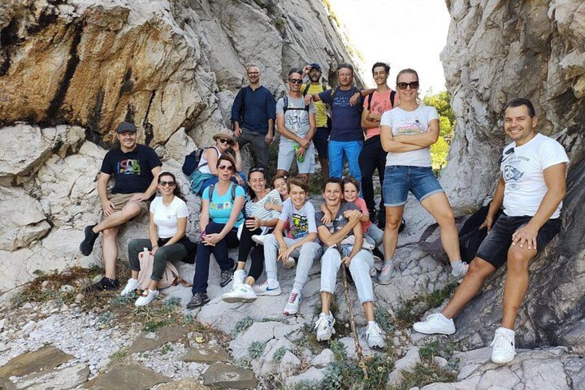 Wine trip with The Jolly Vintners near Sofia 1
