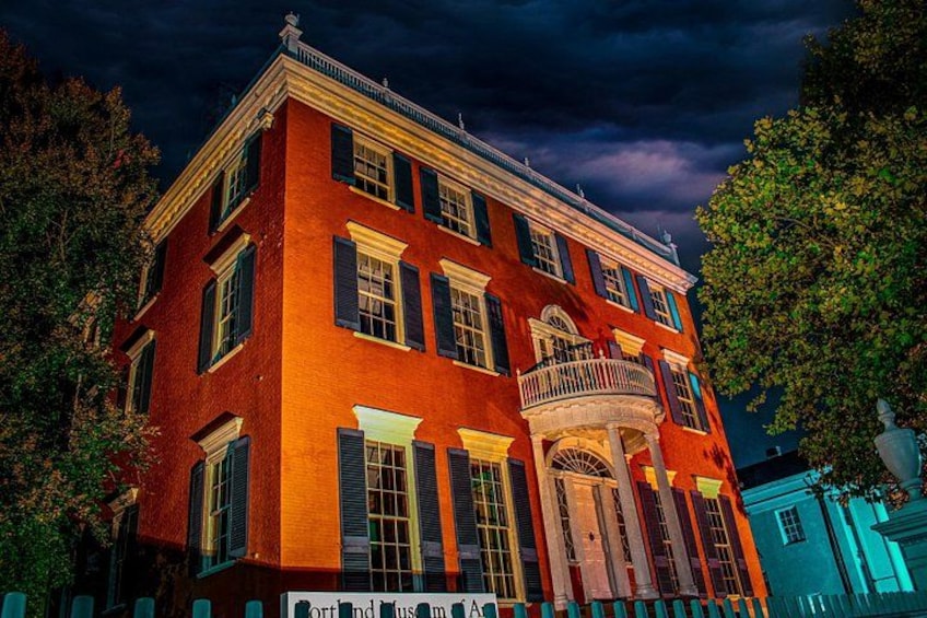 Maybe you too will see a ghost or two on the Outer Banks Ghosts Tour 5